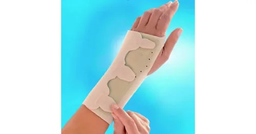 FUTURO fém sínes csuklórögzítő ortézis S