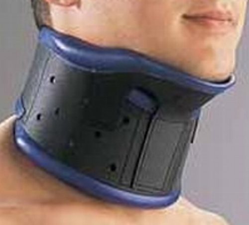 Nyakrögzítő gallér ORTEL C3 merev nyaki ortézis 34-39 cm