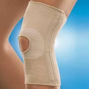   FUTURO térdszorító fém spirállal (patellagyűrűvel) S-es