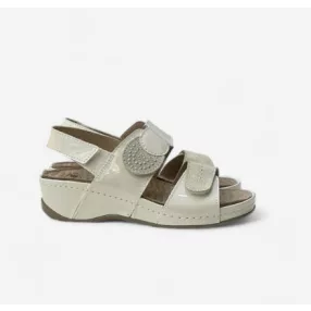 SCHOLL IRIS SZANDÁL 37 CSONTSZÍNŰ 1PÁR