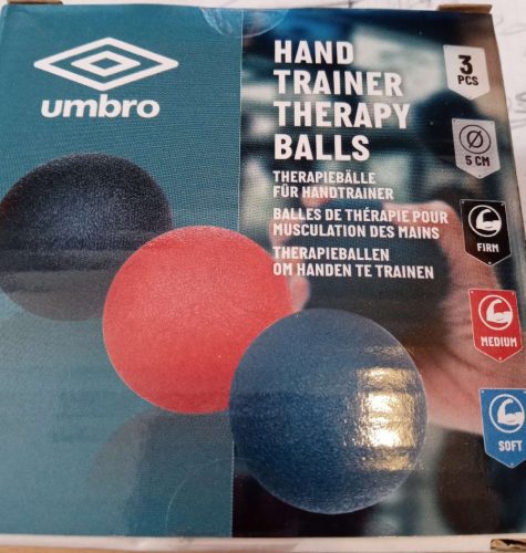 UMBRO MAROKERŐSÍTŐ LABDA 3 DB-OS