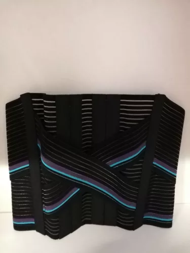 Ágyék-keresztcsont ortézis 24 cm széles bordásgumiból fekete 1-8 méretek